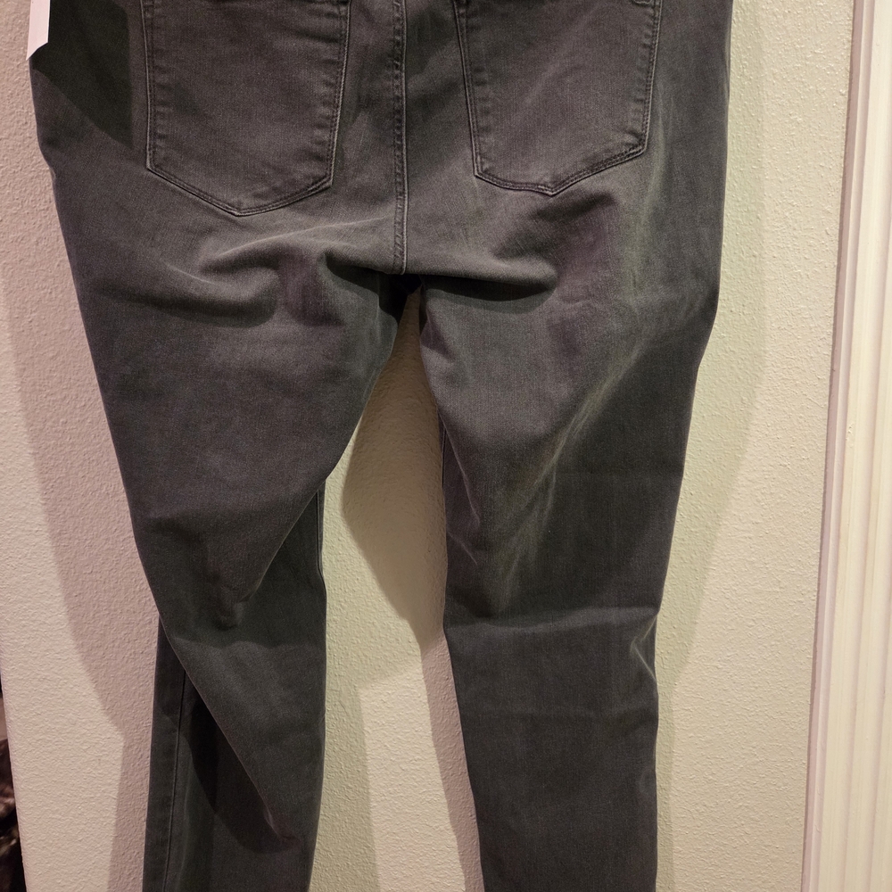 Jessica Simpson Women's Charcoal Relaxed Skinny Stretch Jeans 14W - Picture 4 of 4